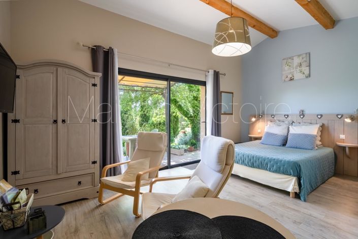 Image No.6-Maison de 7 chambres à vendre à Gordes