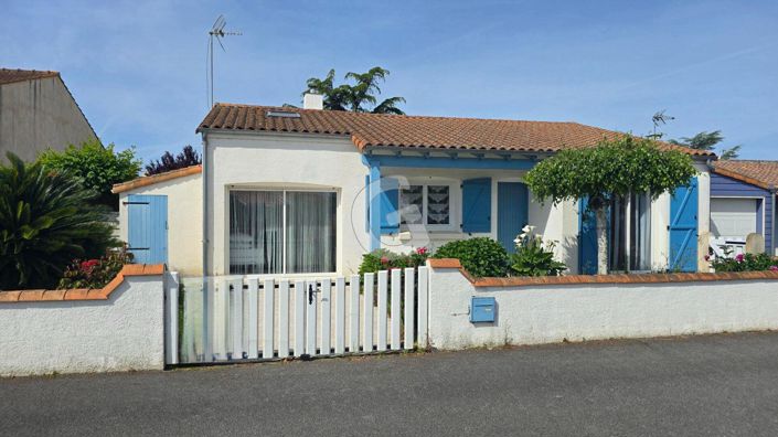 Image No.1-3 Bed House for sale
