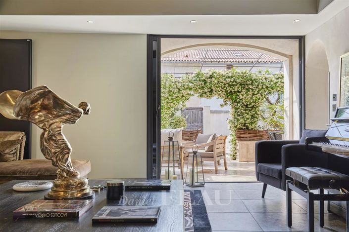 Image No.3-3 Bed House for sale