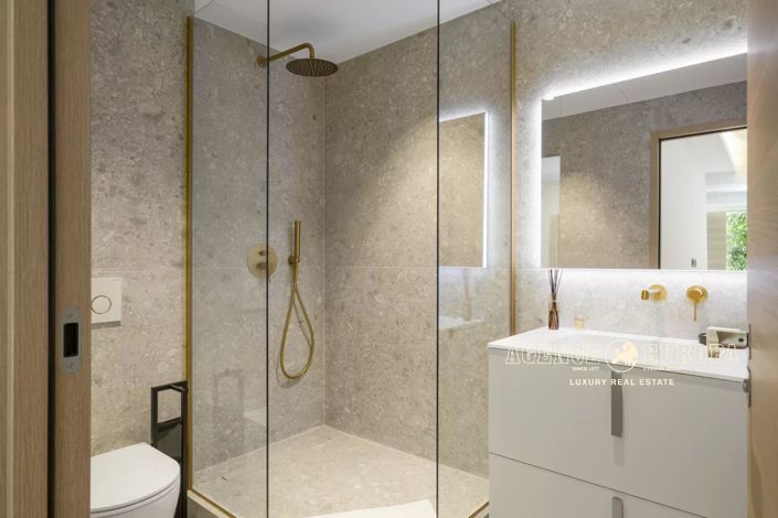 Image No.16-Appartement de 4 chambres à vendre à Cannes