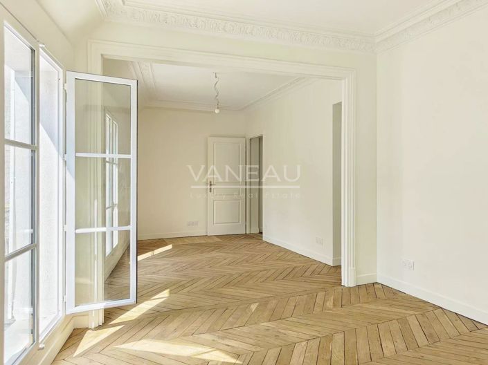 Image No.7-3 Bed Apartment for sale