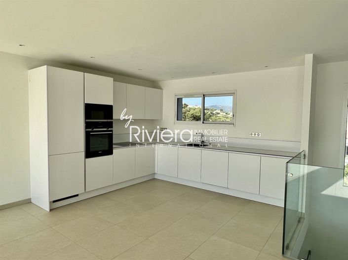 Image No.11-Maison de 4 chambres à vendre à Cavalaire-sur-Mer