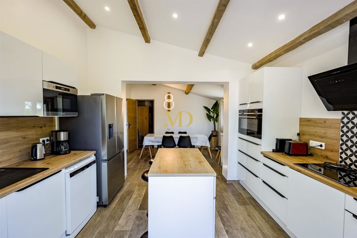 Image No.17-13 Bed House for sale