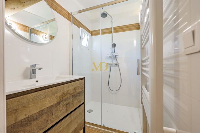 Image No.19-Maison de 13 chambres à vendre à Taillades