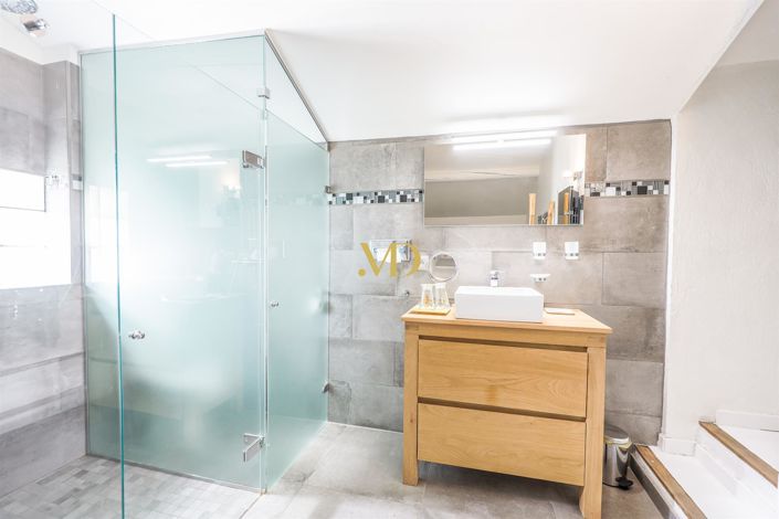 Image No.42-Maison de 13 chambres à vendre à Taillades