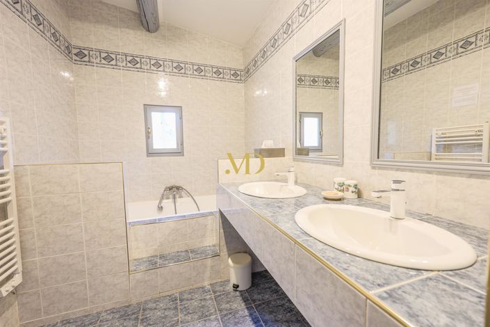 Image No.45-Maison de 13 chambres à vendre à Taillades