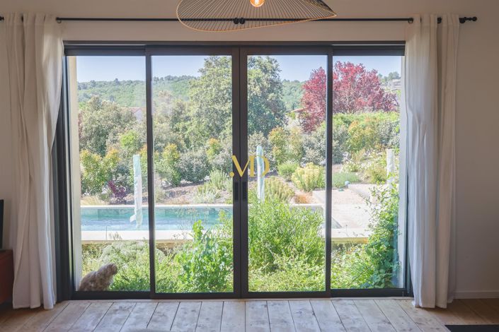 Image No.17-3 Bed House for sale