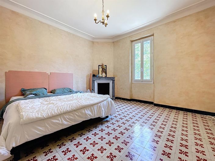 Image No.11-6 Bed House for sale