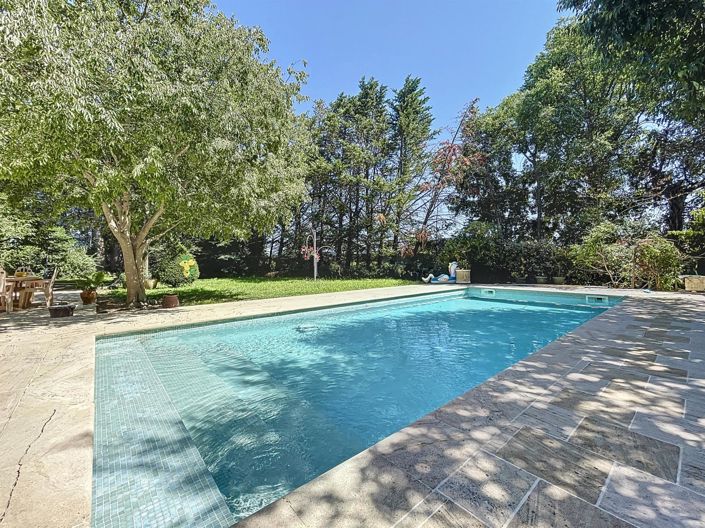 Image No.2-6 Bed House for sale