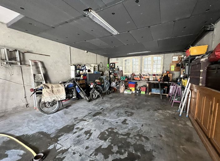 Image No.15-5 Bed House for sale