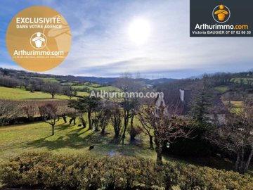 1 - Lons-le-Saunier, House