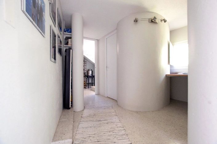 Image No.17-3 Bed House for sale