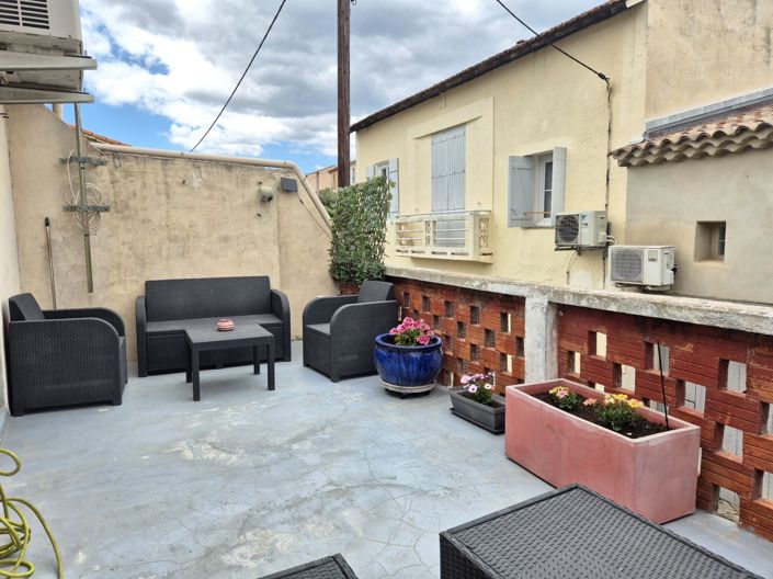 Image No.24-3 Bed House for sale