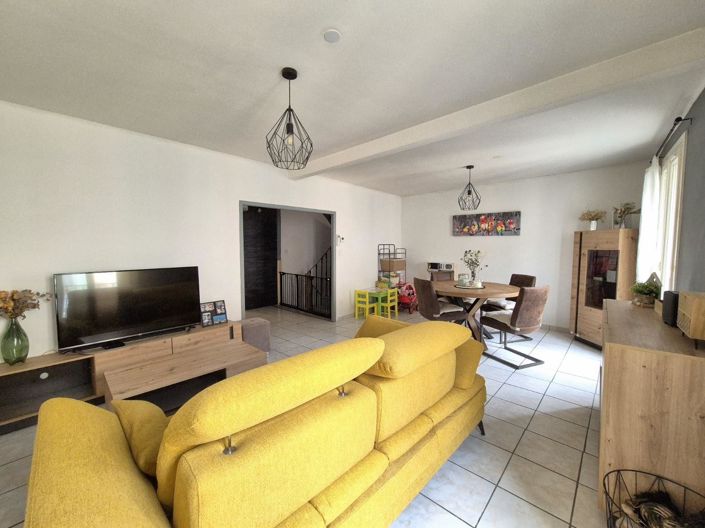 Image No.7-3 Bed House for sale