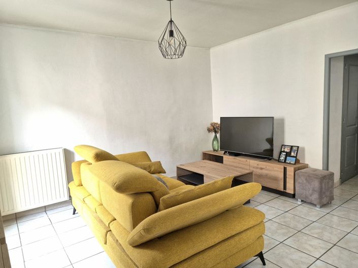 Image No.8-3 Bed House for sale