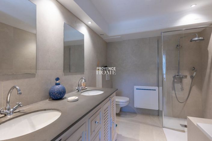 Image No.8-Maison de 7 chambres à vendre à Vaucluse