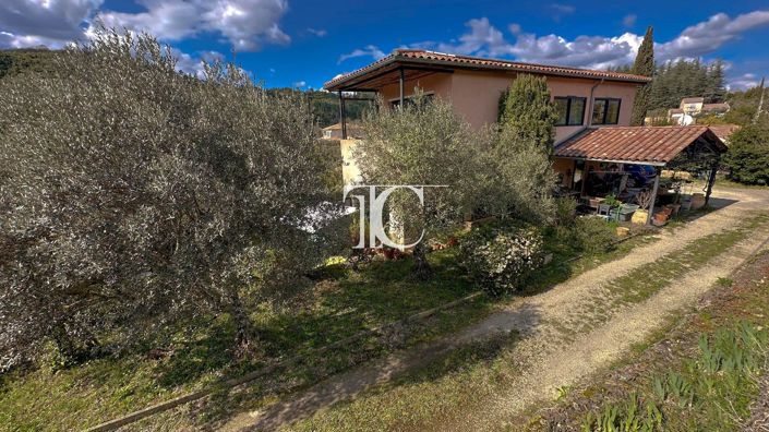 Image No.1-3 Bed House for sale