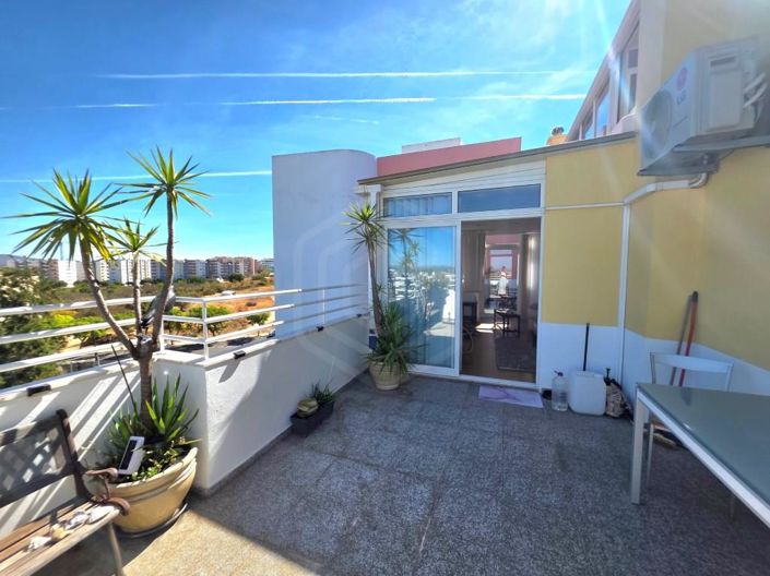 Image No.2-4 Bed Apartment for sale