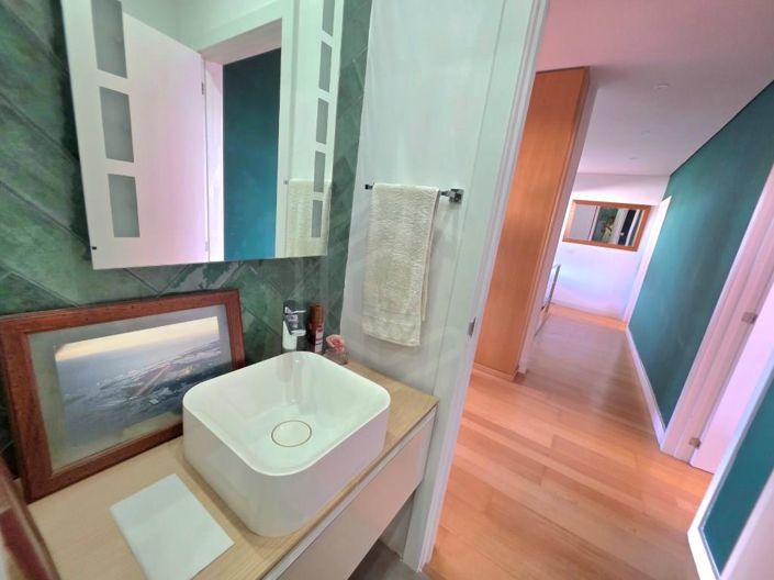 Image No.24-4 Bed Apartment for sale