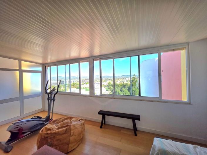 Image No.30-4 Bed Apartment for sale