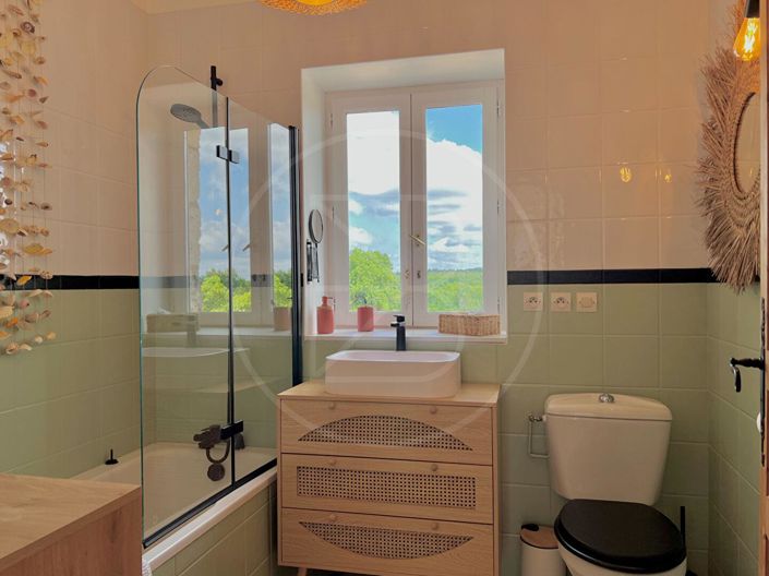 Image No.13-6 Bed House for sale