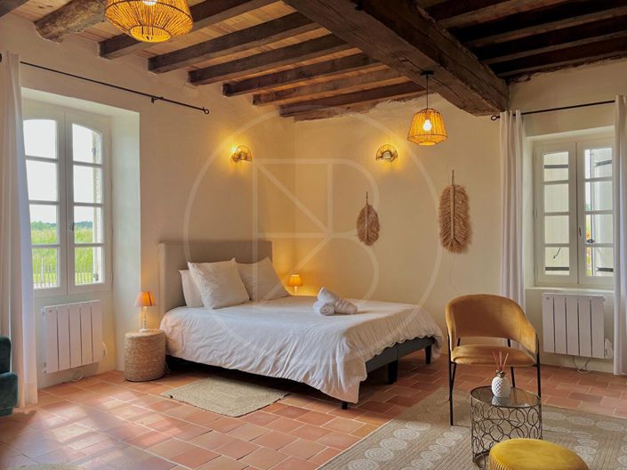 Image No.16-6 Bed House for sale