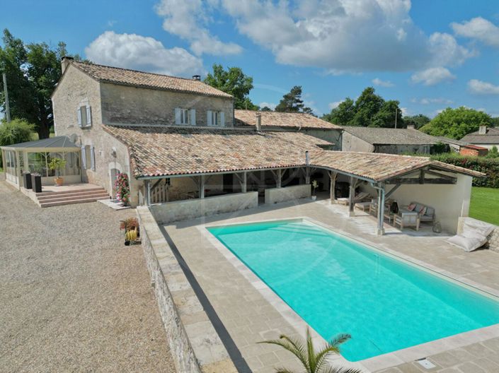 Image No.4-6 Bed House for sale