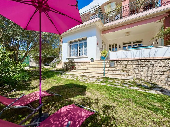 Image No.1-3 Bed Property for sale