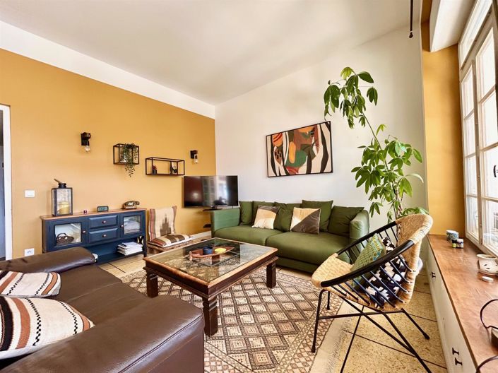 Image No.15-3 Bed Property for sale