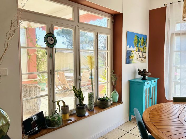 Image No.18-3 Bed Property for sale