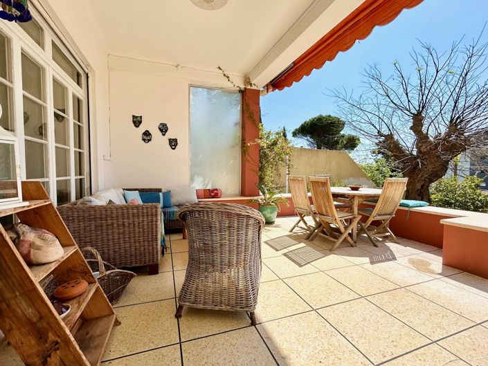 Image No.2-3 Bed Property for sale