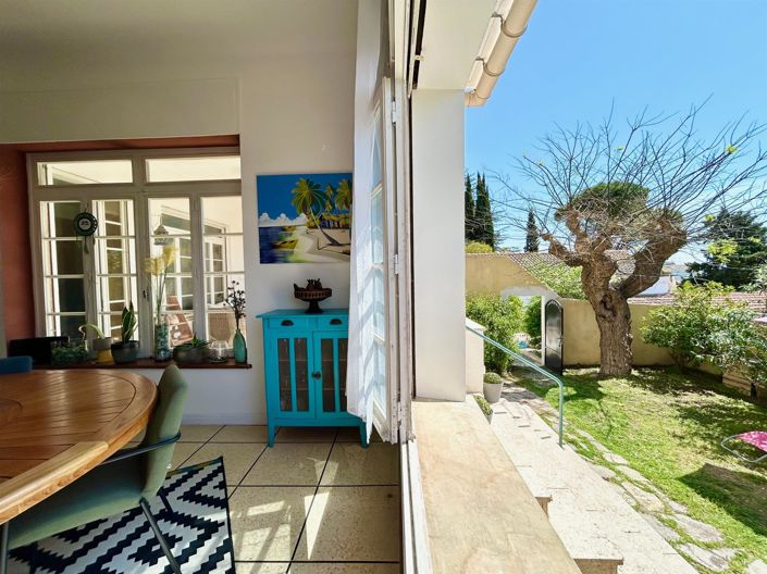 Image No.20-3 Bed Property for sale