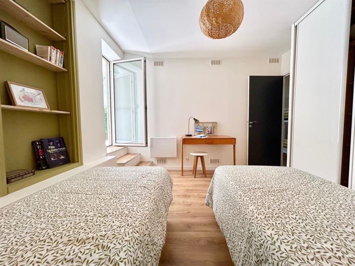 Image No.23-3 Bed Property for sale