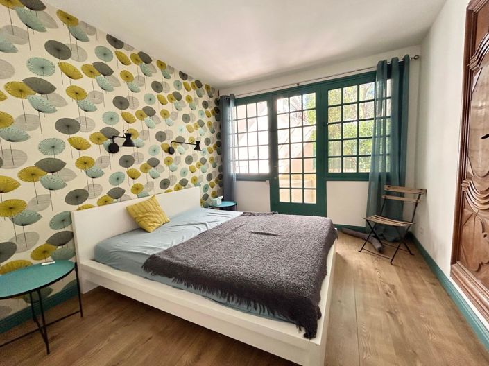 Image No.25-3 Bed Property for sale