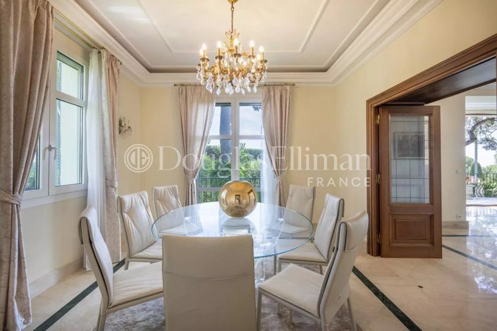 Image No.9-10 Bed House for sale