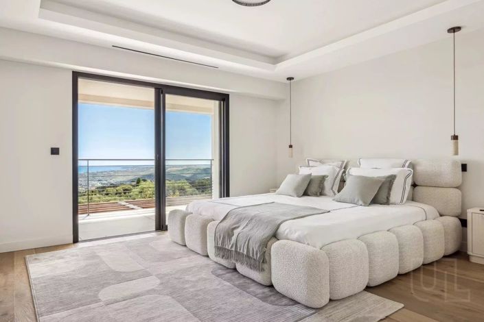 Image No.10-5 Bed House for sale