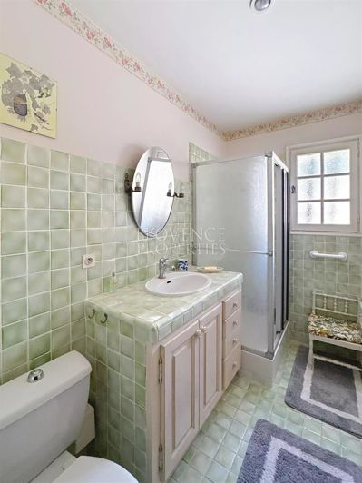 Image No.13-3 Bed House for sale