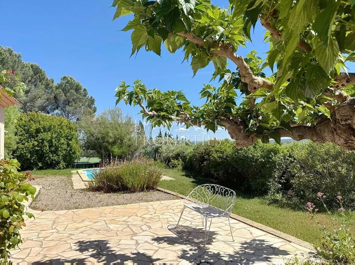 Image No.2-3 Bed House for sale