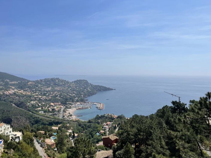 Image No.4-5 Bed House for sale