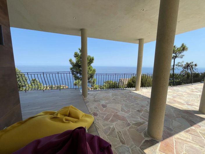 Image No.2-House for sale