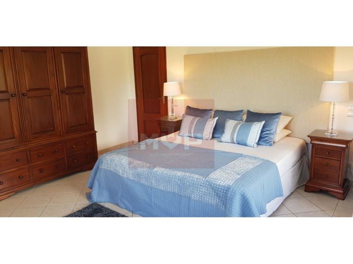 Image No.21-7 Bed House for sale