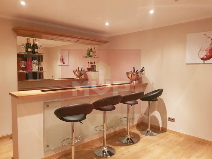 Image No.22-7 Bed House for sale