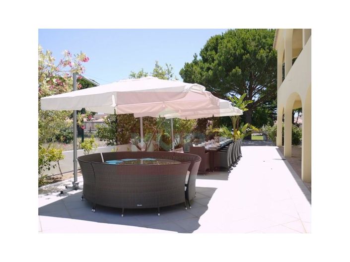 Image No.6-7 Bed House for sale