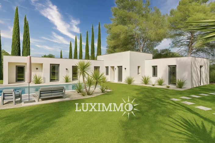 Image No.1-4 Bed House for sale