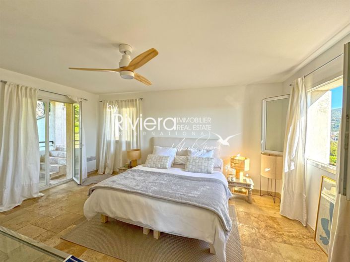 Image No.17-5 Bed House for sale