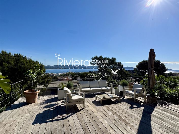 Image No.2-Maison de 5 chambres à vendre à Cavalaire-sur-Mer