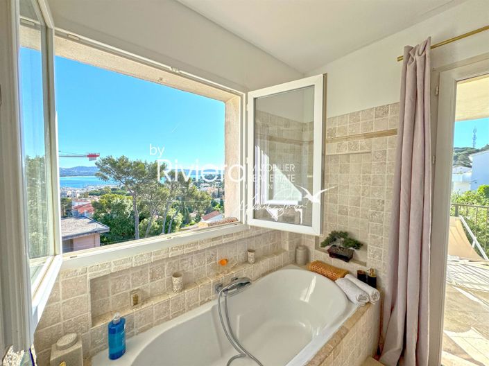 Image No.20-5 Bed House for sale