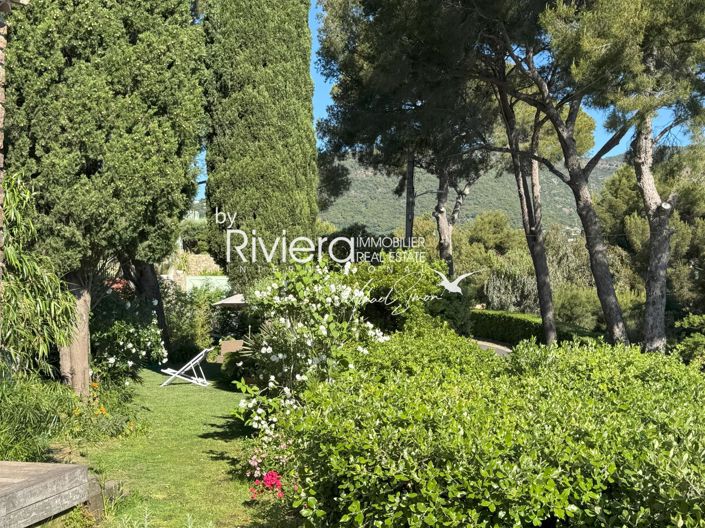 Image No.29-5 Bed House for sale