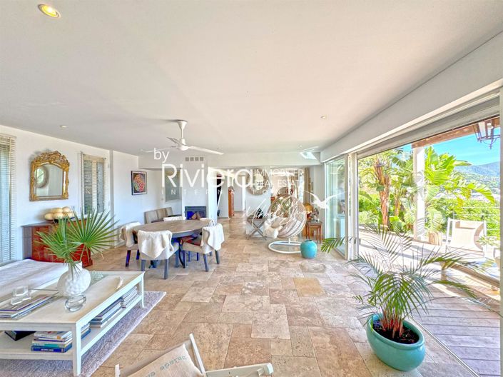 Image No.5-5 Bed House for sale