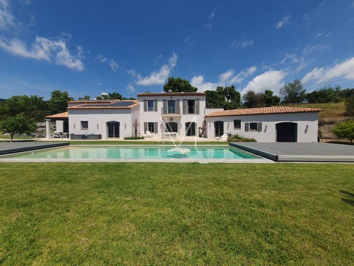 Image No.2-6 Bed House for sale